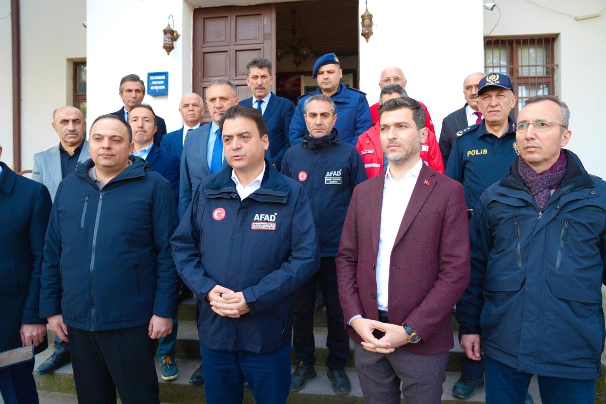 Depremin Ardından Tokat Valisi Abdullah Köklü Erbaa’yı Ziyaret Etti.