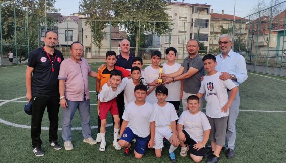 Erbaa’da Yaz Kur'an Kursları Arası Halı Saha Futbol Turnuvası Düzenlendi.