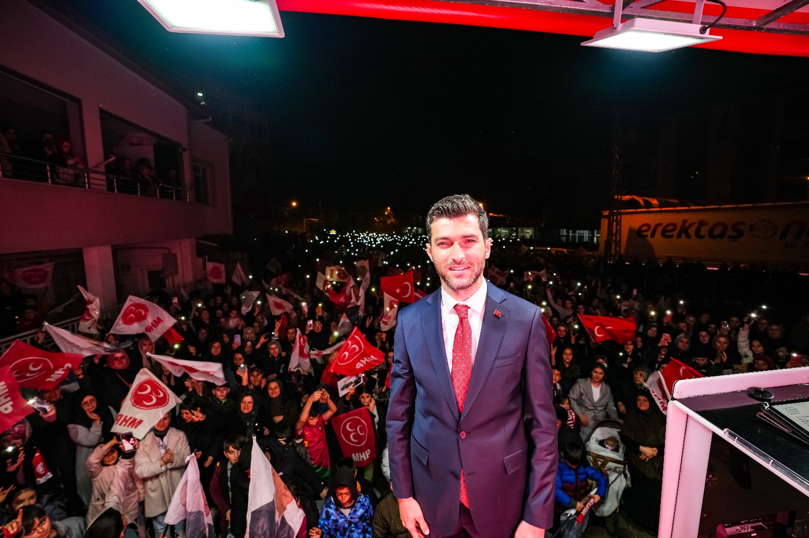 Erbaa Milliyetçi Hareket Partisi Ziya Gökalp Mahallesinde Miting Gerçekleştirdi.