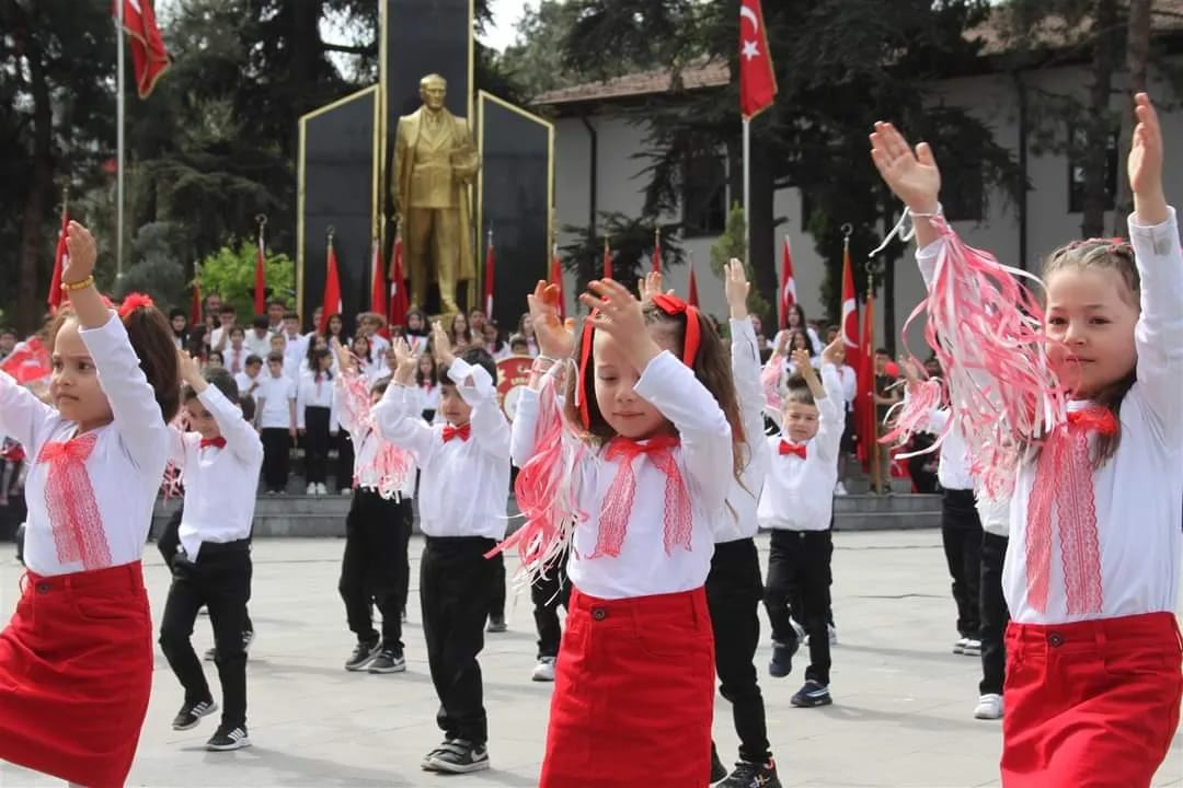 Erbaa'da 23 Nisan Kutlaması Gerçekleştirildi.