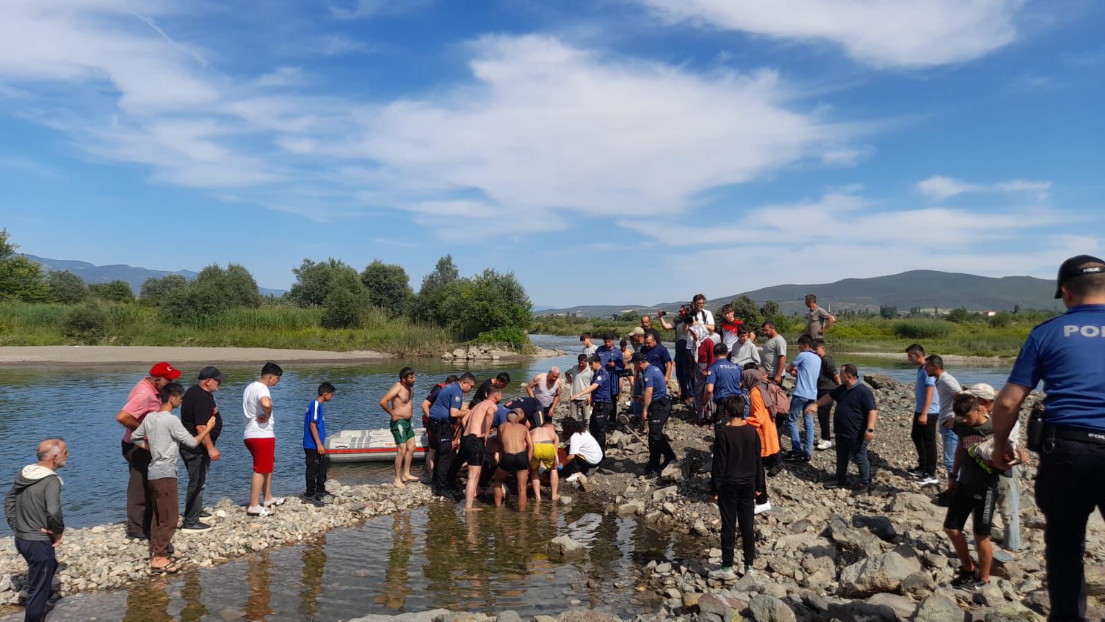 Erbaalı Genç Serinlerken Kelkit Çayında Boğuldu.