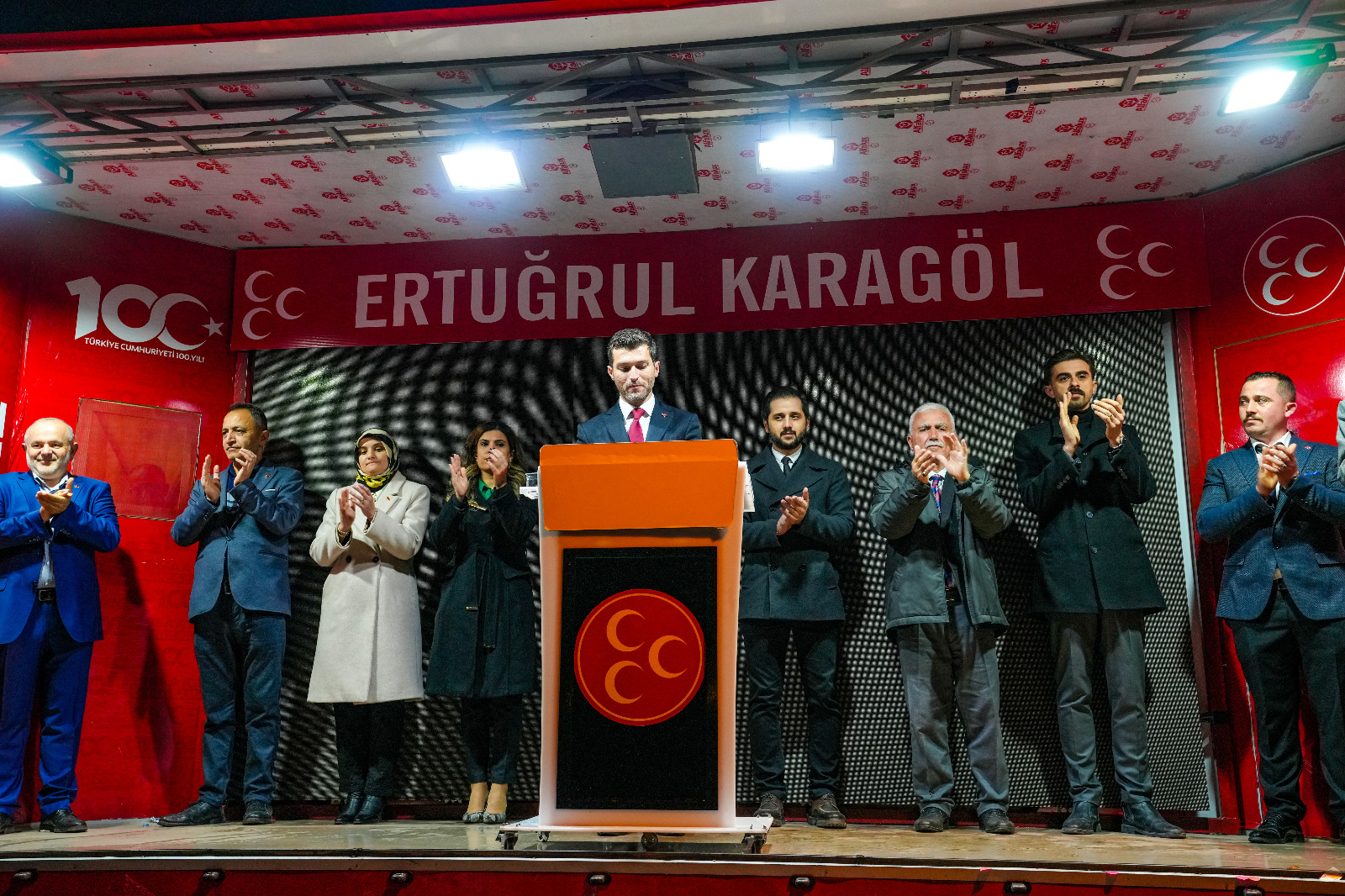 Biz Doğru Olacağız Doğru Konuşacağız. Haktan ve Hakikatten Ayrılmayacağız.