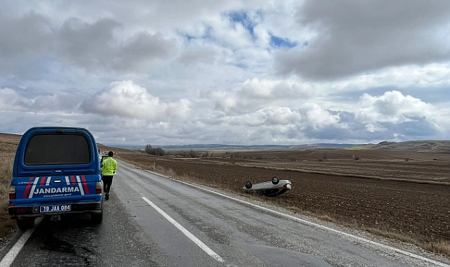 Tokatlı Sürücü Çorum'da Kaza Yaptı: 2 Yaralı