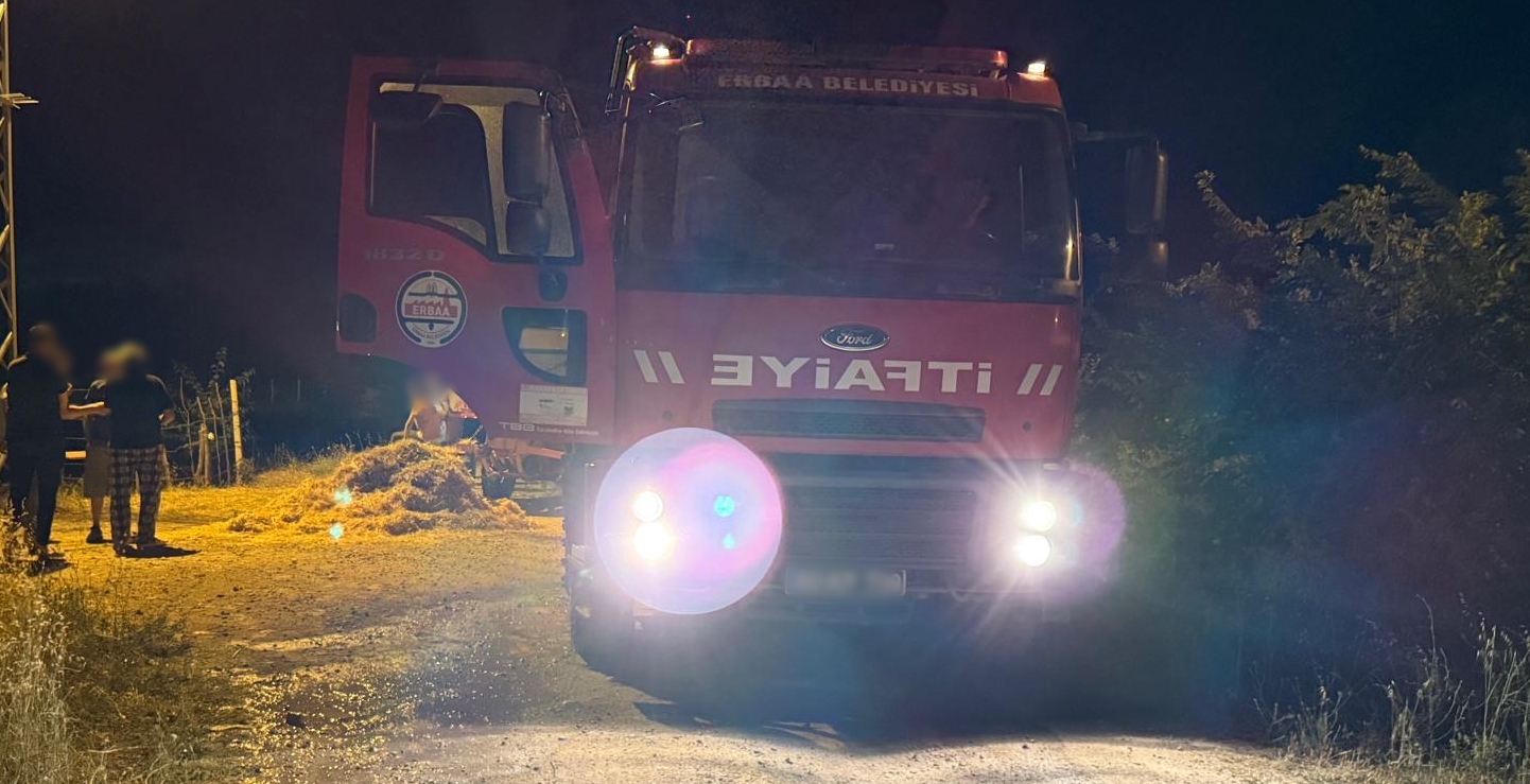 Erbaa’da Gece Saatlerinde Anız Yangını: İtfaiye Felaketi Önledi.