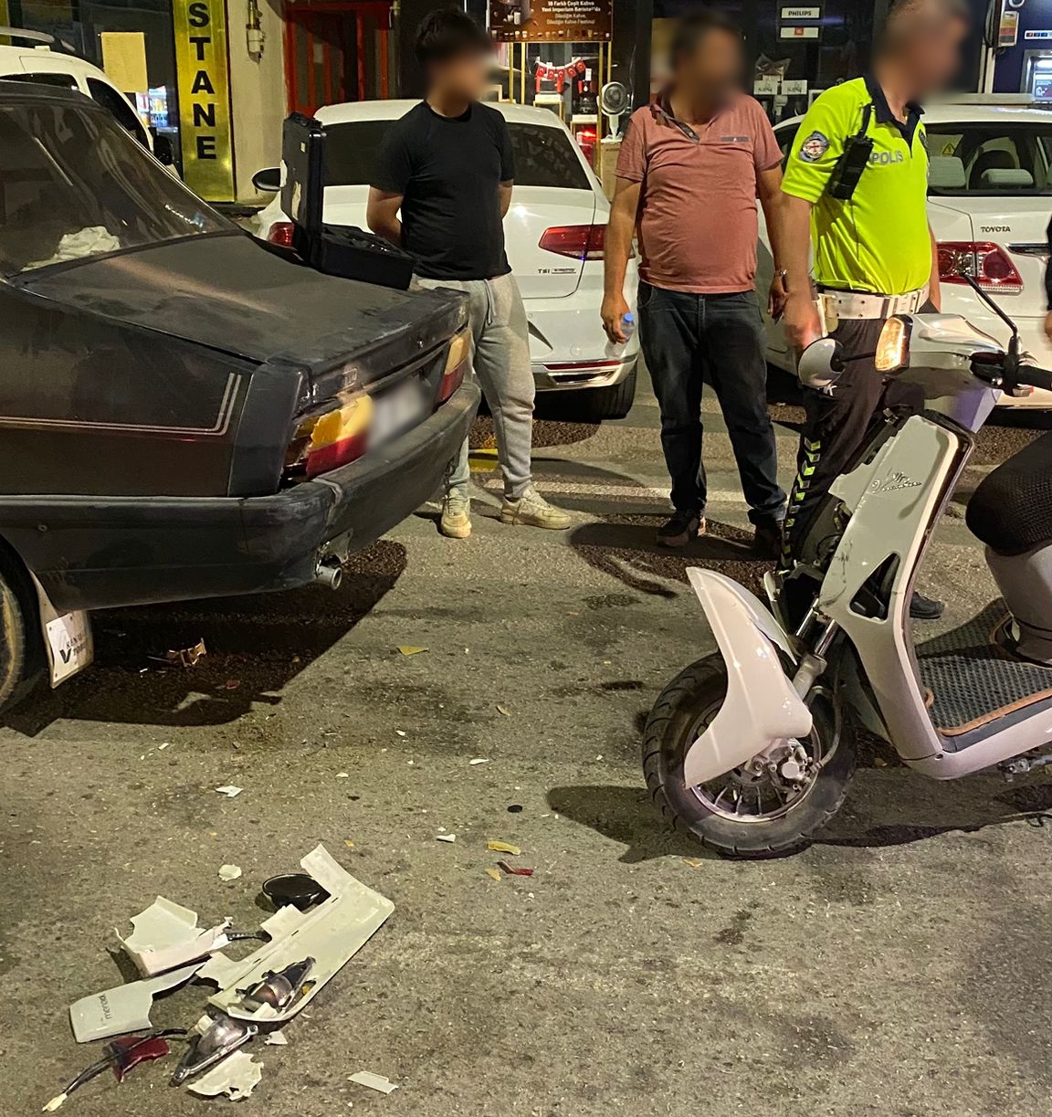 Erbaa’da Gece Saatlerinde Kaza: Motosiklet Sürücüsü Yaralandı.