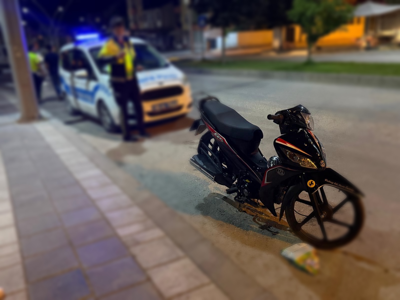Erbaa’da Motosiklet Denetimleri Artırıldı: Kasksız Sürücülere 993 TL Ceza Yazıldı.