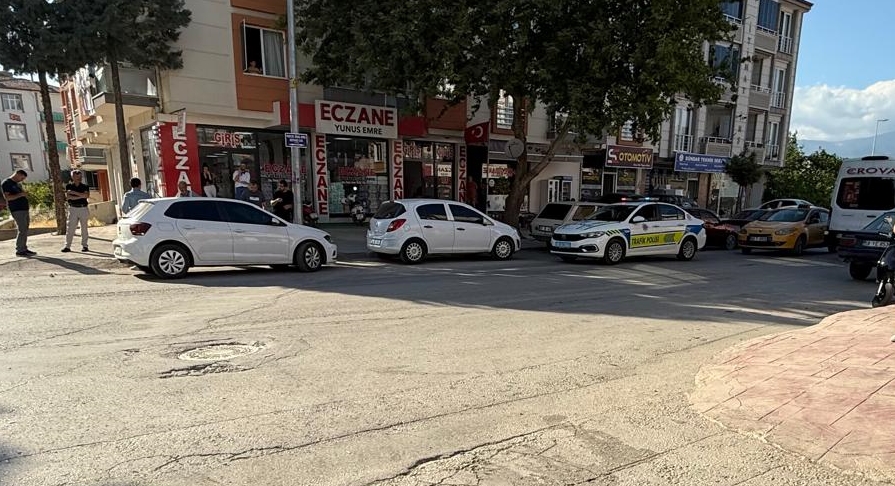 Erbaa’da Otomobil ile Motosiklet Çarpıştı: 1 Yaralı.