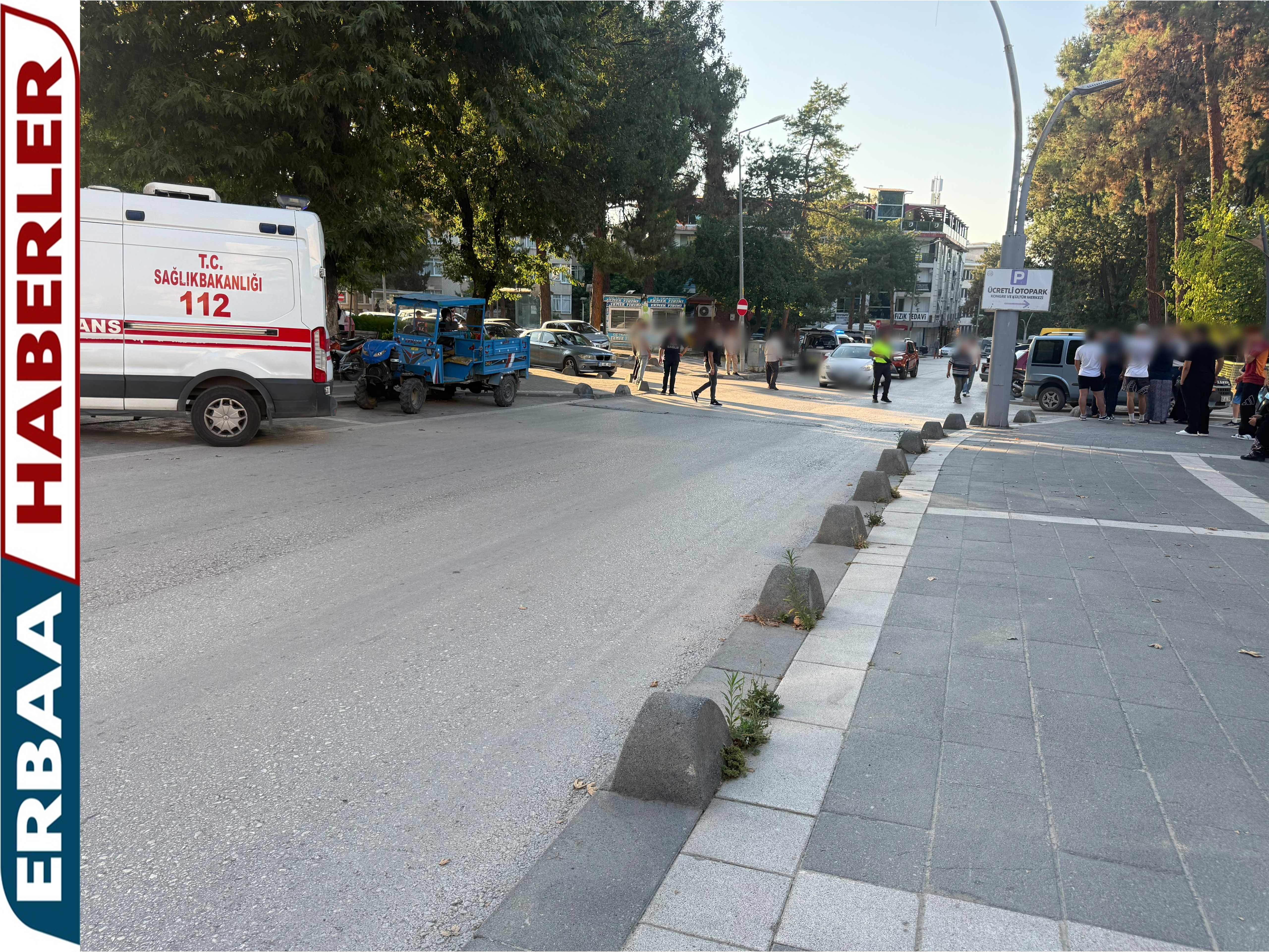 Erbaa’da Motosiklet ile Hafif Ticari Araç Çarpıştı: 1 Yaralı