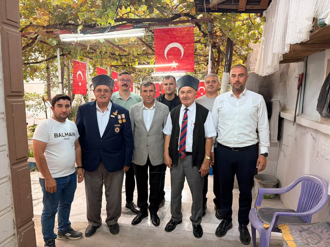 Erbaa Ülkü Ocakları ve MHP’den Gazilere Anlamlı Ziyaret.