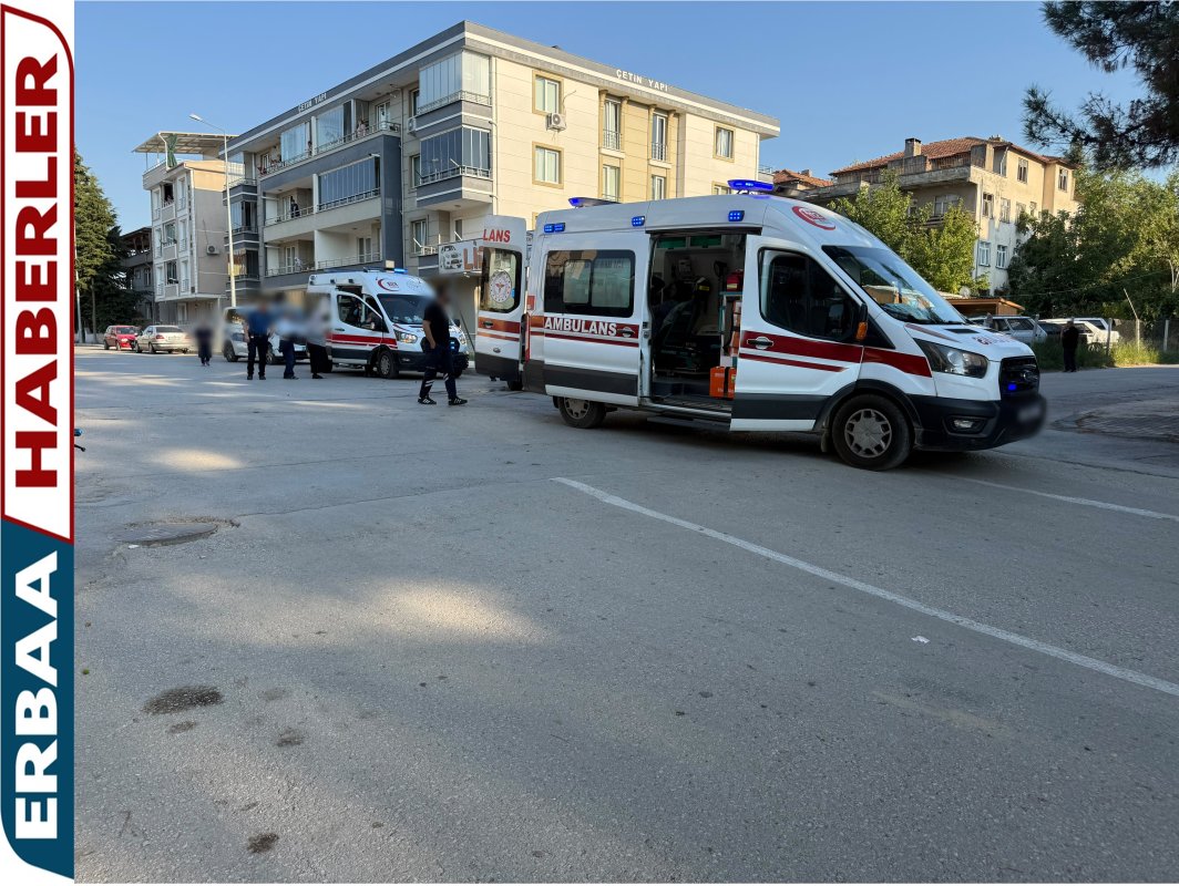 Erbaa’da İki Otomobil Çarpıştı: 1 Kişi Yaralandı.