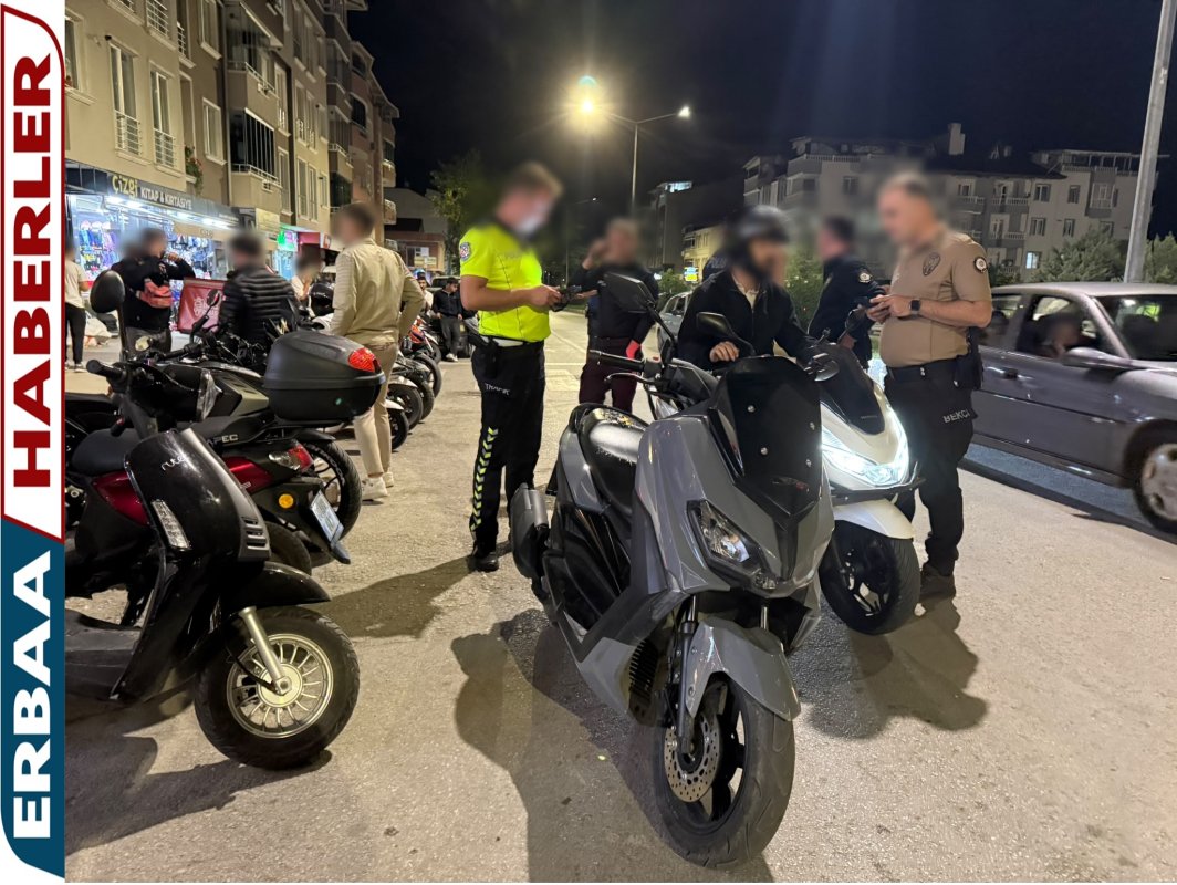 Erbaa’da Sabah Saatlerinde Başlayan Denetimler Gece de Devam Etti.