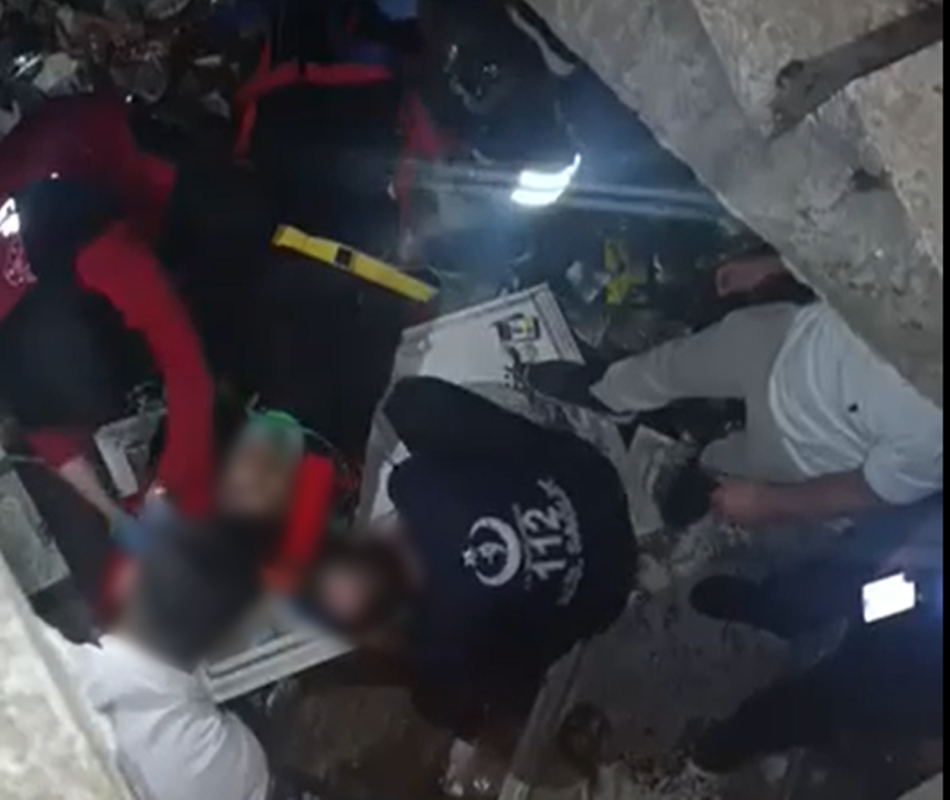 Erbaa’da İnşaatta Kaza: 15 Yaşındaki Çocuk Merdiven Boşluğuna Düştü.
