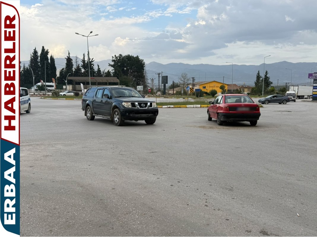 Erbaa’da D-100 Karayolu’nda Trafik Kazası: 1 Yaralı.