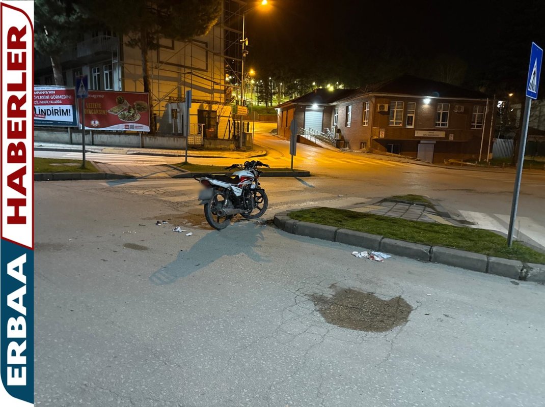 Erbaa’da Trafik Kazası: Motosiklet Sürücüsü Yaralandı.