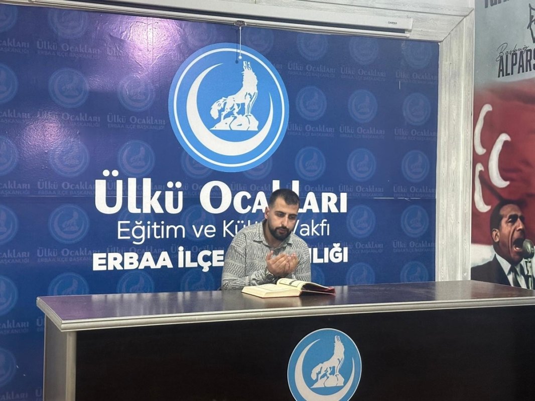 Erbaa Ülkü Ocakları’nda Şehitler İle Depremde Hayatını Kaybedenler Dualarla Anıldı