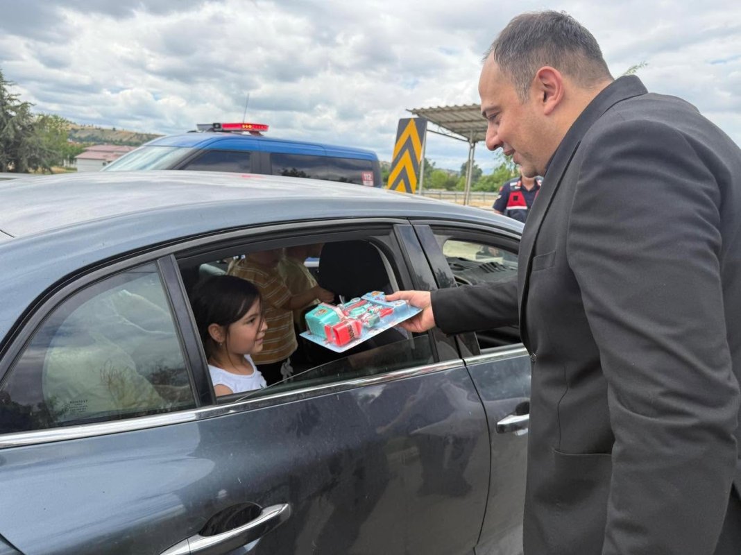 Kaymakam Dr. Remzi Demir Trafik Uygulamalarını Yerinde İnceledi.