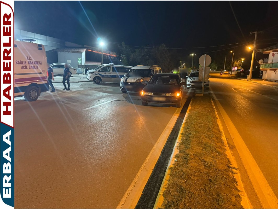 Erbaa’da Trafik Kazası: 2 Kişi Yaralandı.