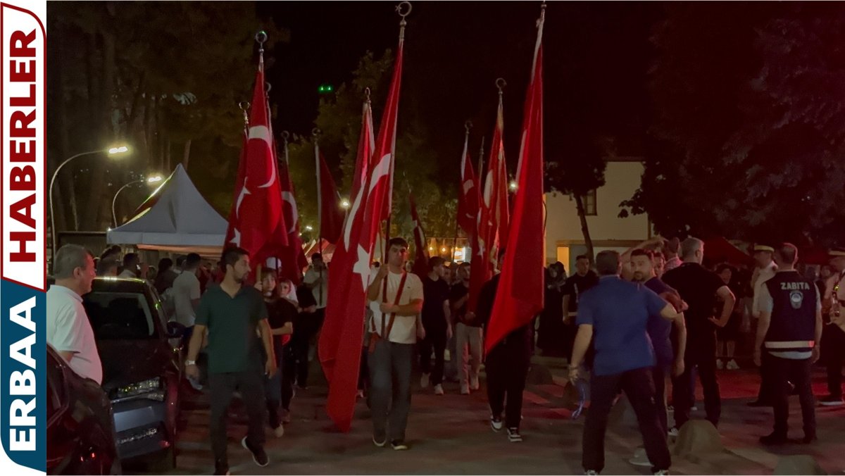 Erbaa’da Şehitler Anıldı, Demokrasi Nöbeti Tutuldu.
