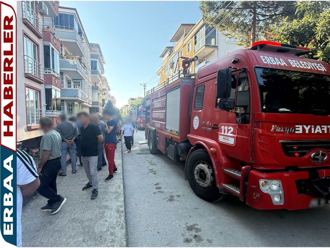 Erbaa’da Apartman Dairesinde Yangın: İtfaiye Ekipleri Hatalı Parklar Nedeniyle Zorlandı.