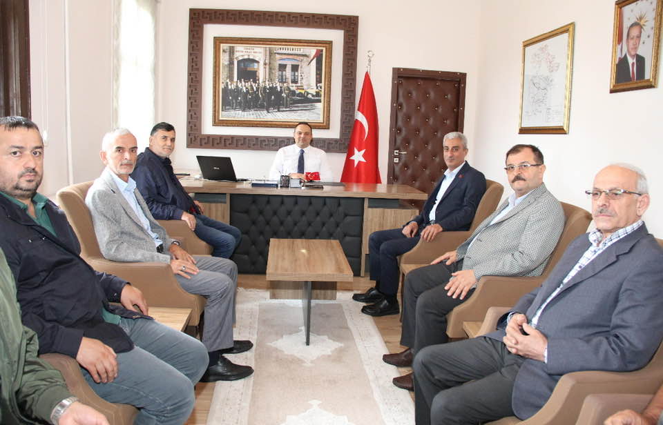 MHP Erbaa İlçe Teşkilatından Kaymakam Dr. Remzi Demir’e Ziyaret.