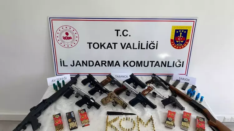 Silah Ticareti Yapanlara Operasyon: 14 Kişi Gözaltına Alındı.