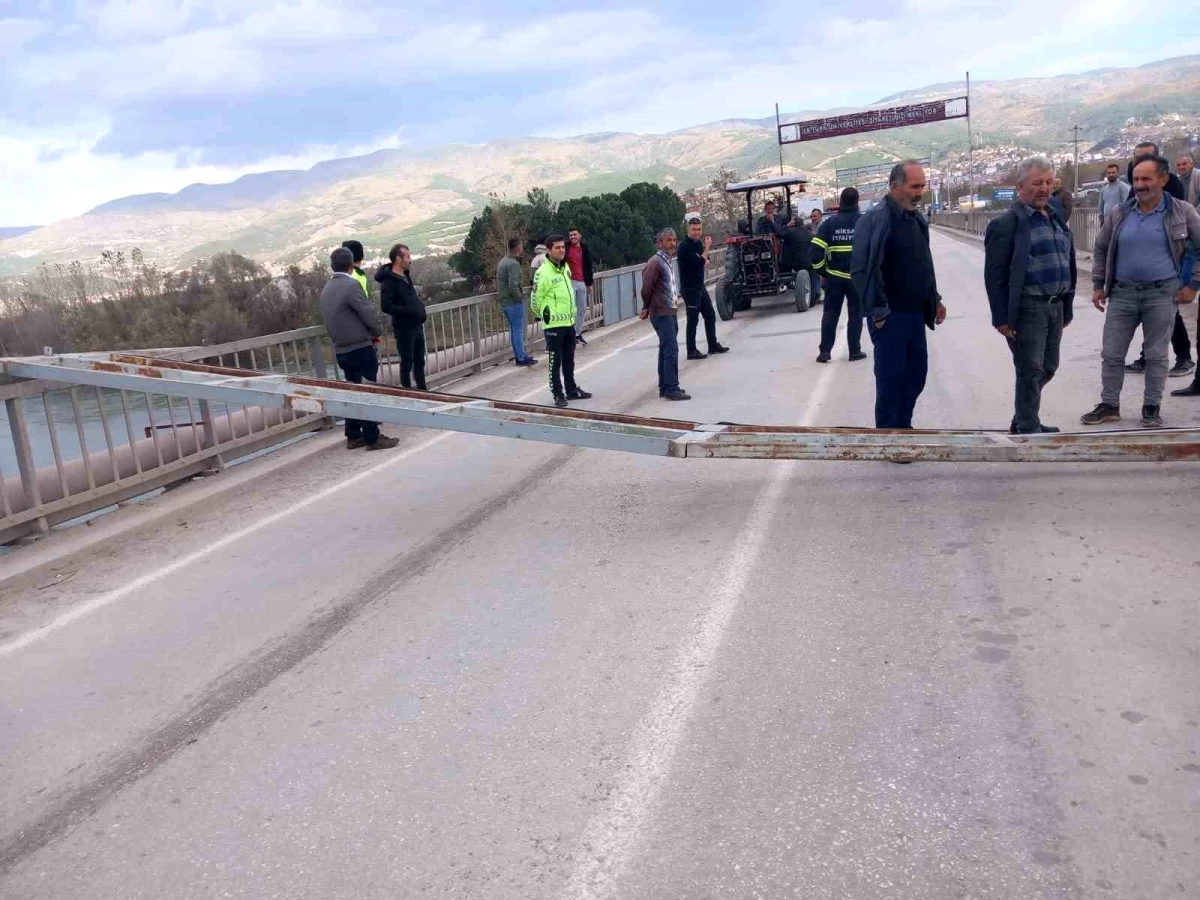 Tokat'ta fırtına hayatı olumsuz etkiledi, bir benzin istasyonun çatısı uçtu